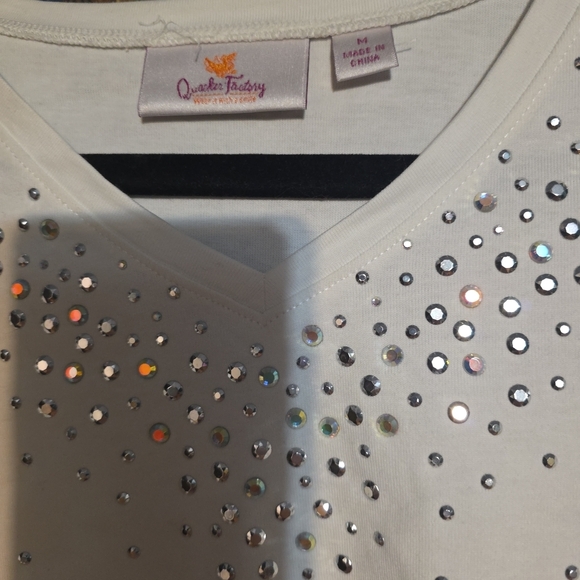 Quacker Factory White Top with Silver Accents - Picture 4 of 5